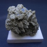 Vesubianita (Vesuvianita) y Calcita
6 x 5,5 x 3,5 cm
(Autor: Antonio Alcaide)