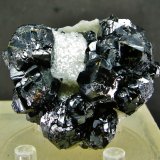 Esfalerita
4.5 x 4.5 cm
(Autor: Diego Navarro)