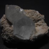 Berilo (variedad aguamarina), Cuarzo
6 x 5 x 4,5 cm
(Autor: Antonio Alcaide)