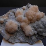 Estroncianita y Calcita
9 x 6 x 2 cm
(Autor: Antonio Alcaide)