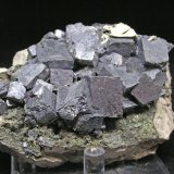 Galena
9 cm
(Autor: Cesar M. Salvan)