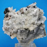Esfalerita (blenda), Calcita, Cuarzo
11 x 11 cm
(Autor: Diego Navarro)