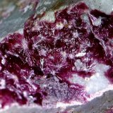 Eritrita (Eritrina).
3´1 x 2´7 mm.
(Autor: Jesus Franquesa Baucells)