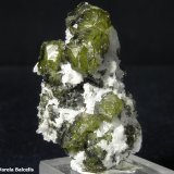 Esfalerita
3 x 2 x 1,5 cm.
(Autor: Frederic Varela)
