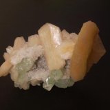 Estilbita-(Ca) y Fluorapofilita-(K)
9 x 5,5 x 4 cm
(Autor: Antonio Alcaide)