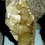 Stilbita-Ca (Estilbita-Ca)
6 x 4 x 3,6 cm
(Autor: Anisio Claudio)