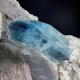 Euclasa
cristal 35x20mm
(Autor: Ramon A  Lopez Garcia)