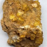 Fluorita
7,5cm de ancho y 2,5cm de alto
(Autor: castrominerals)