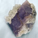 Fluorita
7,5cm de ancho y 6,2cm de alto
(Autor: castrominerals)