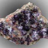 Fluorita
46 x 28 x 15 mm.
(Autor: José Luis Zamora)