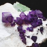 Fluorita
9x6x3.5 cm
(Autor: Luis Edmundo Sánchez Roja)