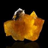 Fluorita, Barita
6 x 7 x 4 cm / Cristal principal: 5 cm
(Autor: Museo MIM)