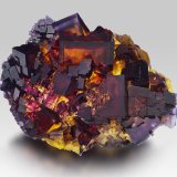 Fluorita
12 x 15.5 x 6 cm / Cristal principal: 5.7 cm.
(Autor: Museo MIM)
