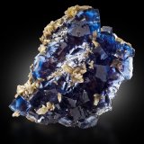 Fluorita, Calcita
22 x 19 x 12 cm / Cristal principal: 5.4 cm.
(Autor: Museo MIM)