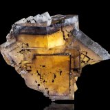 Fluorita con inclusiones de Calcopirita
9.5 x 11 x 6 cm / Cristal principal: 7.8 cm
(Autor: Museo MIM)