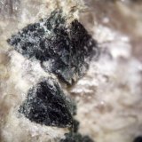 Gahnita
Arista dell crista mayor, 3 mm
(Autor: usoz)