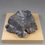 Galena
7 x 6,3 x 3,4 cm. 430,6 g.
(Autor: J. G. Alcolea)