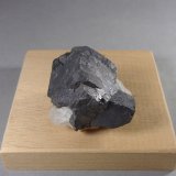 Galena
4,1 x 4,2 x 3,4 cm. 171,8 g.
(Autor: J. G. Alcolea)