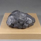 Galena
6 x 4,1 x 3,2 cm. 258 g.
(Autor: J. G. Alcolea)