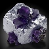 Galena, Fluorita
10.4 x 10 x 9.5 cm
(Autor: Museo MIM)