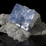 Galena en Calcita y Calcopirita
25.5 x 14.5 x 14.5 cm / cristal principal: 13.3 cm
(Autor: Museo MIM)