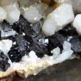 Casiterita
Conjunto de cristales: 4 cm.
(Autor: canada)