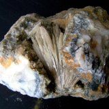Aragonito
15 cm, 9 cm la geoda.
(Autor: canada)