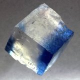 Halita
22 x 22 x 22 mm.
(Autor: José Luis Zamora)