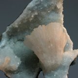 Heulandita
cristal  50x50 mm
(Autor: Ramon A  Lopez Garcia)