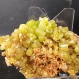 Piromorfita
Pieza 8x6 cm.; cristales 1 cm.
(Autor: Nieves)