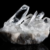 Hidroboracita
8 x 6.5 x 5 cm / Cristal principal: 4.5 cm
(Autor: Museo MIM)