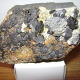 Galena, Esfalerita
8 x 6 x 5 cm.
(Autor: P. apita)