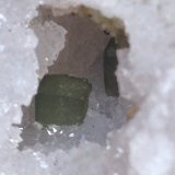 Fluorita, cuarzo
1 cm
(Autor: Obsi)