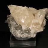 Calcita, Cuarzo y Arsenopirita
7 x 6 cm.
(Autor: Darío Menéndez)