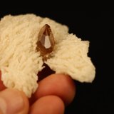 Topacio, Albita
6 x 4.9 x 2 centimetros
(Autor: Ricardo Melendez)