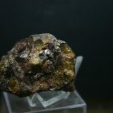 Augita (variedad fassaita)
46mm - 34mm - 34mm
(Autor: Pedro Naranjo)