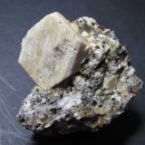 Ortoclasa
6 x 5 cm.
(Autor: prcantos)