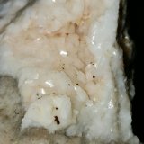 Dolomita
12 cm x 7 cm
(Autor: Javi Llamazares)