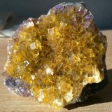 Fluorita
9 x 8 cm
(Autor: Javi Llamazares)