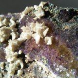 Fluorita, Dolomita, Calcita y Pirita
11 x 8 cm
(Autor: Javi Llamazares)