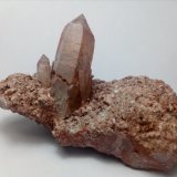 Cuarzo
4,8 x 7,5 x4,5 cm
(Autor: Iwok)