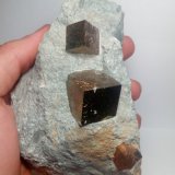 Pirita
8,5 x 16 x 6,3 cm
(Autor: Iwok)