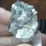 Arsenopirita
Tamaño cristal 3,6x1,2 cms
(Autor: Gelo)