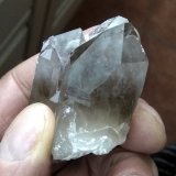 Cuarzo (variedad ahumado)
Cristal mayor 7, 8x3,4  cms, aproximadamente.
(Autor: Gelo)