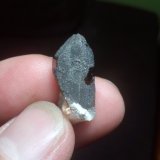 Cuarzo (variedad ahumado)
1,3 x 2,4 cm
(Autor: Iwok)