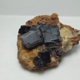 Fluorita
5,6 x 4,8 cm
(Autor: Iwok)