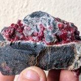 Cinabrio, Calcita, Dolomita
7,9 x 4,8 cm.
(Autor: carles)