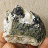 Galena, Calcita
5,6 x 5,5 cm.
(Autor: carles)