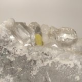 Azufre, Cuarzo, Calcita
125 x 65 mm
(Autor: Sante Celiberti)