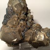 Pirita, Hematites
85 x 83 mm
(Autor: Sante Celiberti)